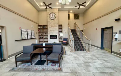 Photo 2 - Country Inn & Suites by Radisson, Port Charlotte, FL