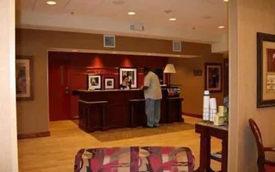 Photo 4 - Hampton Inn & Suites Ocala - Belleview