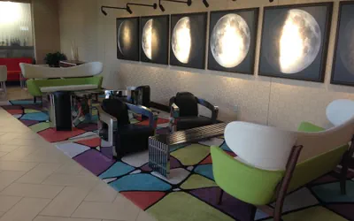 Photo 3 - Moonrise Hotel