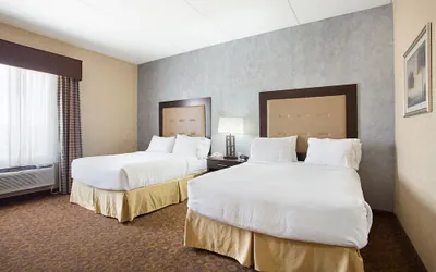 Photo 5 - Holiday Inn Express Hotel & Suites BYRAM by IHG