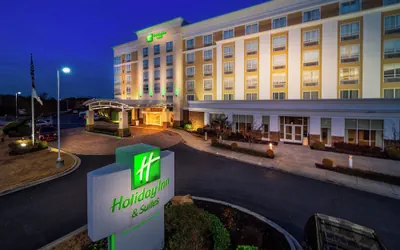 Holiday Inn & Suites Memphis - Wolfchase Galleria​ by IHG
