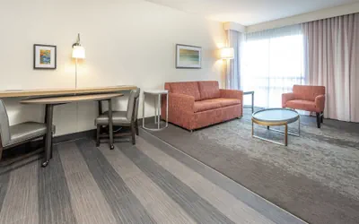 Photo 4 - Holiday Inn & Suites Memphis - Wolfchase Galleria by IHG
