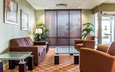 Photo 4 - Comfort Suites Palm Bay - Melbourne