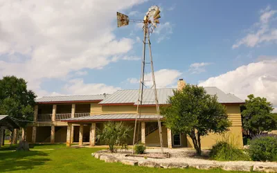 Photo 2 - Flying L Ranch Resort