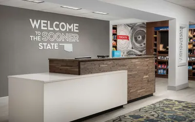 Photo 5 - Hampton Inn Duncan