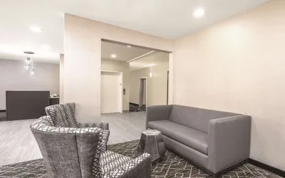 Photo 4 - La Quinta Inn & Suites by Wyndham Rome