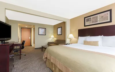 Photo 5 - Wingate by Wyndham Dayton - Fairborn