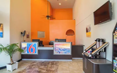 Photo 4 - Motel 6 Chandler, AZ