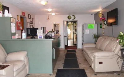 Photo 2 - American Inn & Suites
