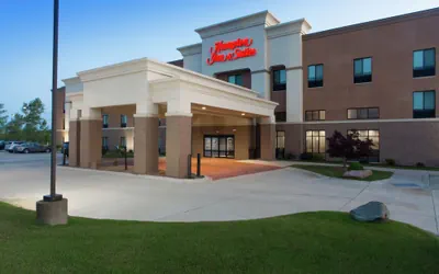 Photo 2 - Hampton Inn & Suites Ankeny