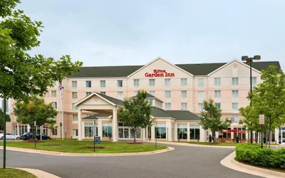 Photo 2 - Hilton Garden Inn Dulles North