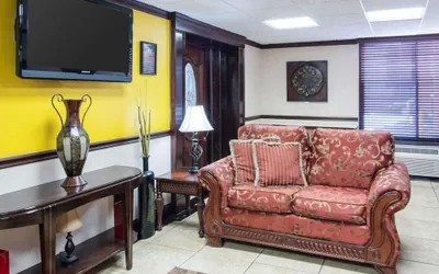 Photo 3 - Quality Inn Shreveport Airport