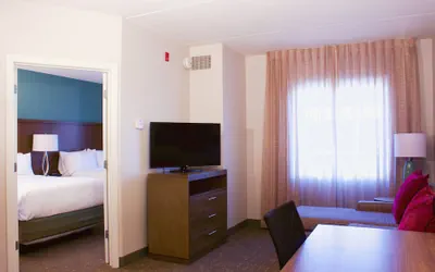 Photo 4 - Staybridge Suites Chattanooga at Hamilton Place by IHG