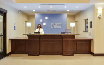 Photo 3 - Holiday Inn Express Hotel & Suites Merced by IHG