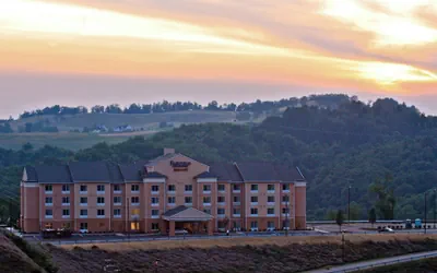 Photo 2 - Fairfield Inn & Suites by Marriott Morgantown