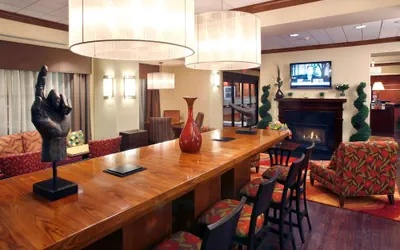 Photo 3 - Hampton Inn Springfield South Enfield