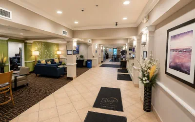 Photo 5 - Sleep Inn & Suites Milwaukee Airport