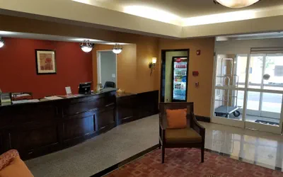 Photo 4 - La Quinta Inn & Suites by Wyndham Atlanta-Union City