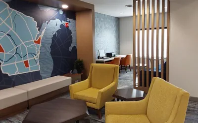 Holiday Inn Express & Suites Antigo by IHG