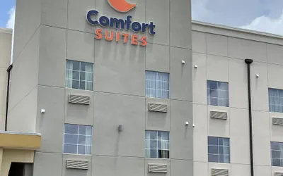 Photo 2 - Comfort Suites Lake Charles