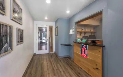 Photo 4 - Studio 6 Extended Stay Shreveport Airport LA