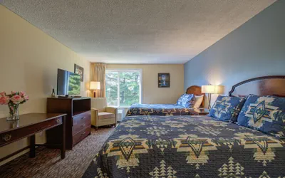 Photo 4 - Columbia Gorge Inn