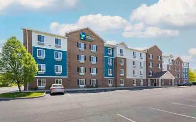 Photo 2 - Extended Stay America Select Suites - Akron - South