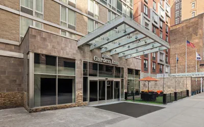 Photo 2 - Hilton Garden Inn New York/West 35th Street