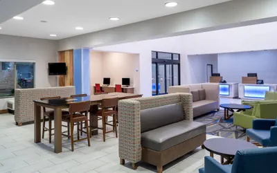 Holiday Inn Express & Suites Dallas East - Fair Park by IHG
