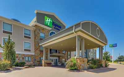 Holiday Inn Express & Suites Weatherford by IHG
