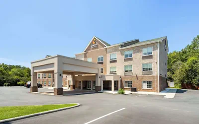 Photo 2 - Comfort Inn & Suites High Point - Archdale