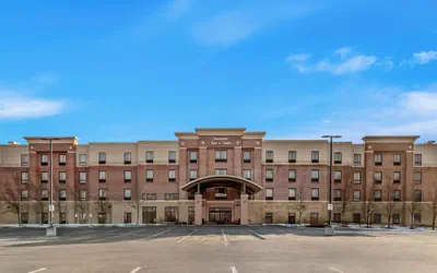 Photo 2 - Hampton Inn & Suites Detroit-Canton