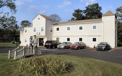 Photo 2 - Value Inn