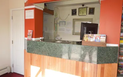 Photo 3 - Value Inn