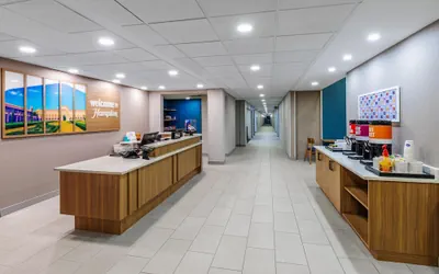 Photo 5 - Hampton Inn & Suites by Hilton Tomball Houston NW