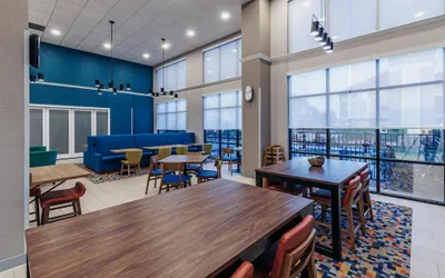 Photo 3 - Hampton Inn & Suites by Hilton Tomball Houston NW