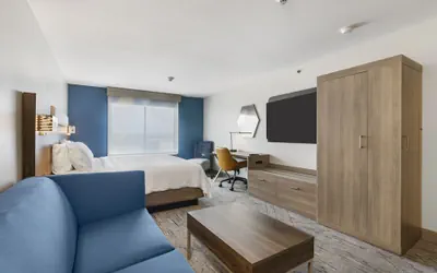 Photo 4 - Holiday Inn Express Hotel & Suites Peru - Lasalle Area by IHG