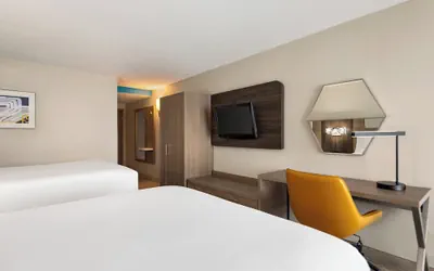 Photo 3 - Holiday Inn Express Hotel & Suites Fredericksburg by IHG