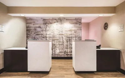 Photo 3 - La Quinta Inn & Suites by Wyndham Ely