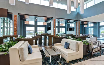 Photo 5 - Embassy Suites by Hilton Plainfield Indianapolis Airport