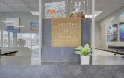 Photo 2 - Ocean 7
