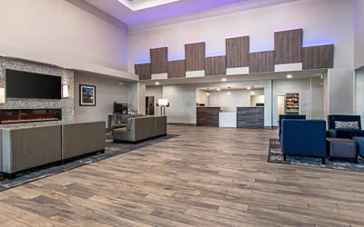 Photo 2 - Comfort Suites Grove City - Columbus South