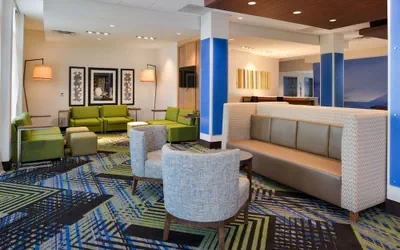 Holiday Inn Express & Suites Ottumwa by IHG
