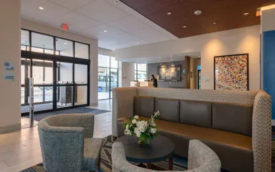 Photo 3 - Holiday Inn Express & Suites Tulsa Downtown by IHG