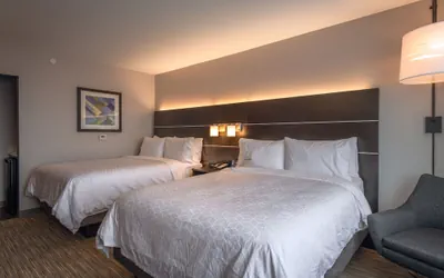 Photo 4 - Holiday Inn Express & Suites Tulsa Downtown by IHG