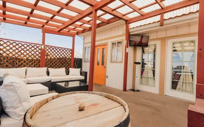 Photo 4 - Home Style Apartments - 1 & 3 BR Suites with Full Kitchen