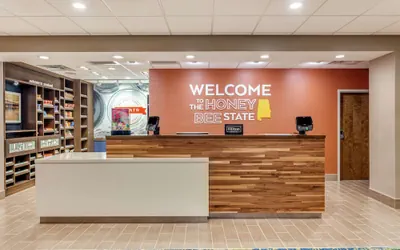 Photo 5 - Hampton Inn & Suites Saraland Mobile