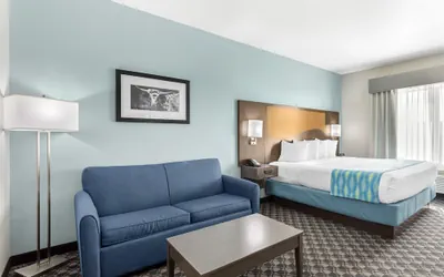 Photo 2 - Best Western Plus Waller Hotel