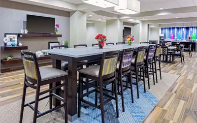 Photo 3 - Hampton Inn Cranbury