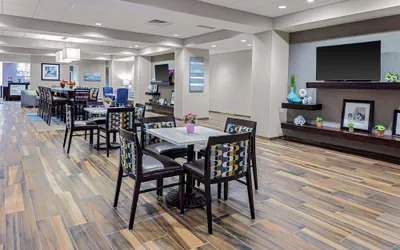 Photo 4 - Hampton Inn Cranbury